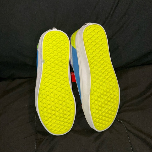 Vans Multicolor Women's Sneakers - Picture 2 of 2